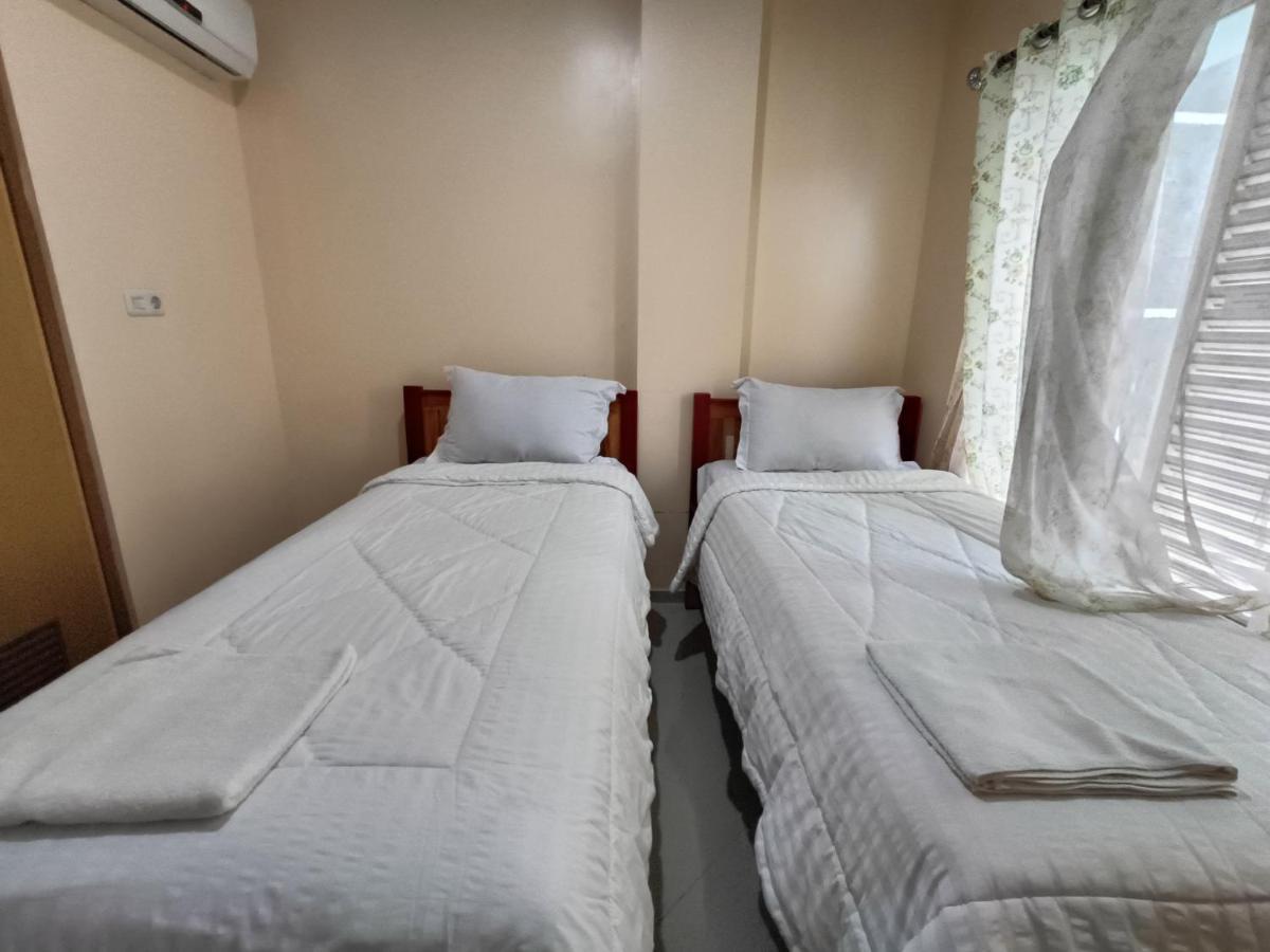 Balqies Homestay Syariah Makassar Mitra Reddoorz Exterior foto